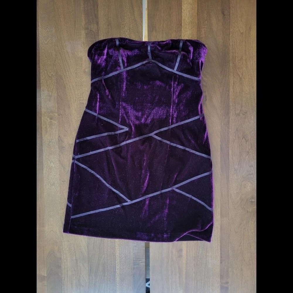 Short dress